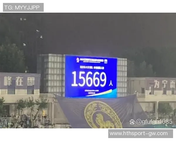 尼斯球员与球迷发生激烈冲突体育总监莫里斯遭殴打事件回顾