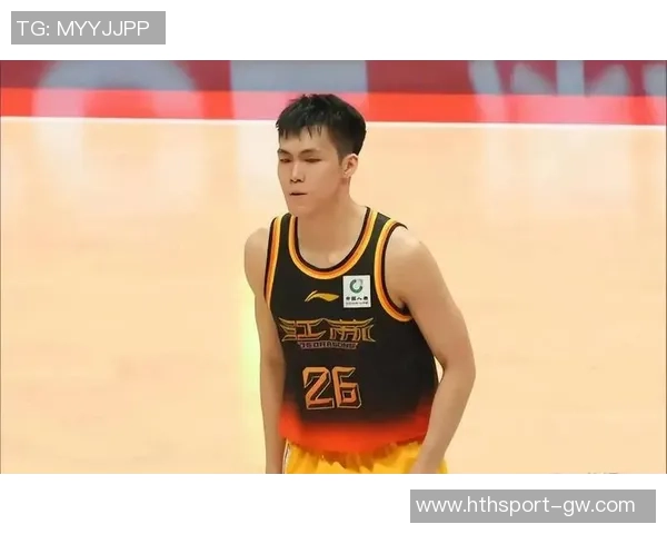 庞峥麟NBL表现优异回归CBA场均228分并列本土第一 庞峥麟NBL表现优异回归CBA场均228分并列本土第一